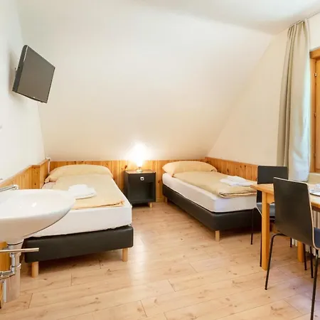 By Randolins Saint-Moritz