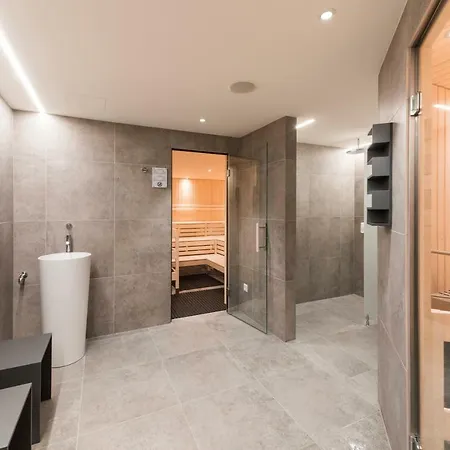 호스텔 바이 란돌린스 세인트모리츠