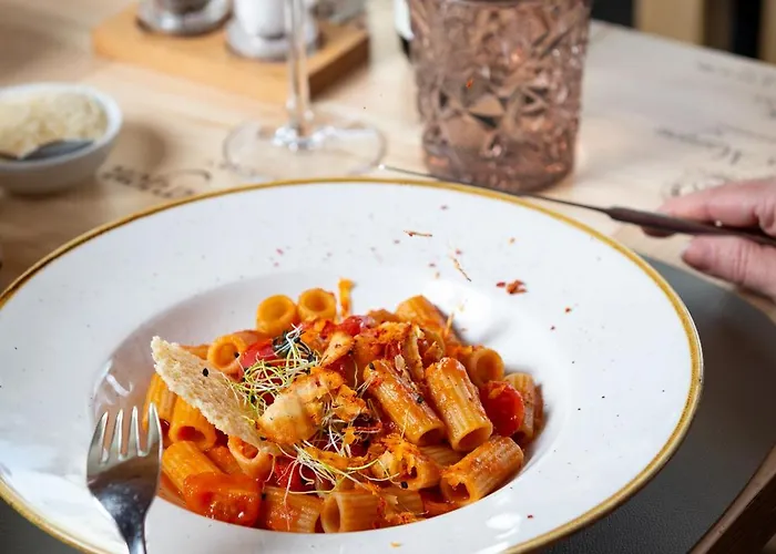 Auberge de jeunesse By Randolins