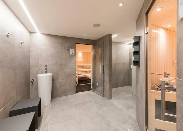 Auberge de jeunesse By Randolins Saint-Moritz