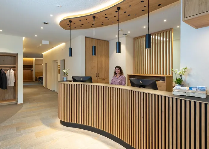 By Randolins Auberge de jeunesse *