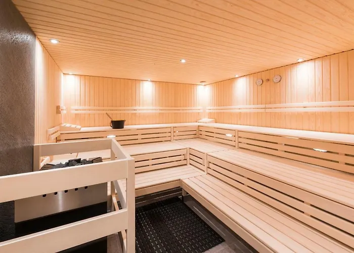 Auberge de jeunesse By Randolins *